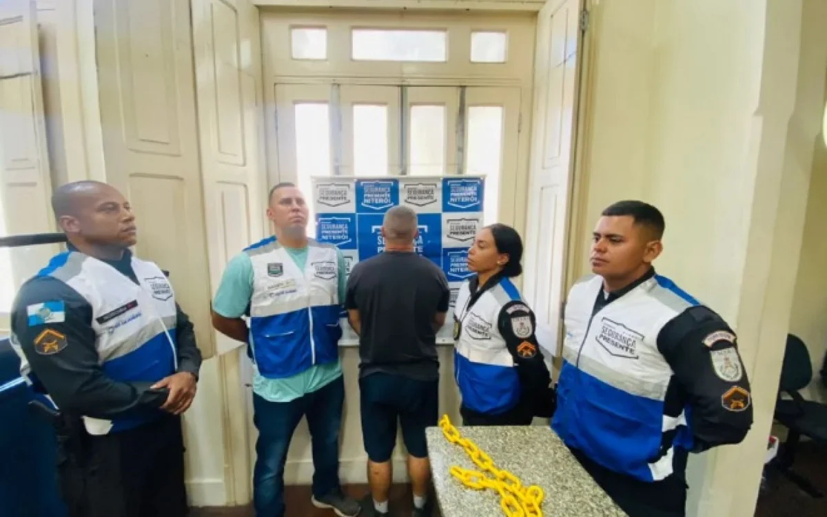Homem é preso por engravidar filha menor