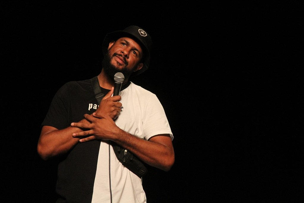 Humor gratuito no Teatro Municipal de São Gonçalo