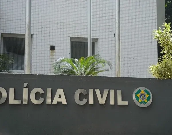 MPRJ denuncia policiais civis por extorsão em Cabo Frio