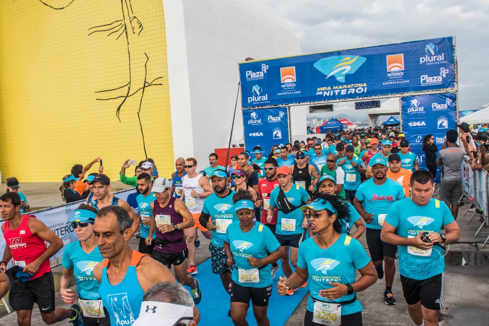 Niterói se transforma em um palco para a Meia-Maratona