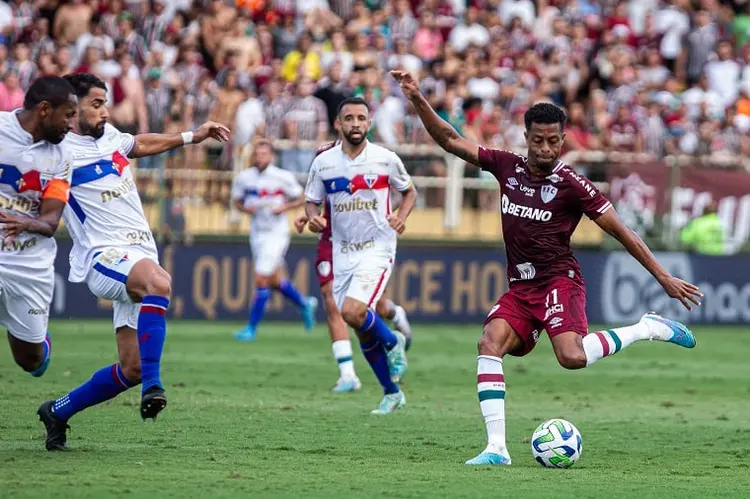 Ações ofensivas do Fluminense contra o Fortaleza somente tiveram resultado nos acréscimos | Crédito: Marcelo Gonçalves/Fluminense