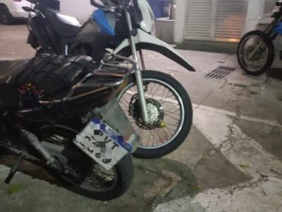 Niterói: Motoqueiro foge da polícia e termina detido na Zona Sul