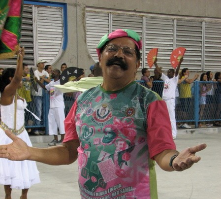 Niterói decreta luto pela morte do carnavalesco Max Lopes