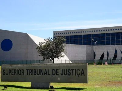 STJ retoma julgamento que pode restabelecer condenação de Ustra