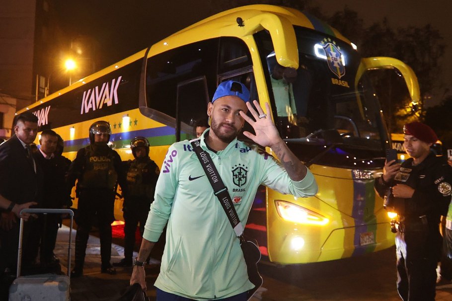 Seleção Brasileira já está em Lima para jogo contra o Peru