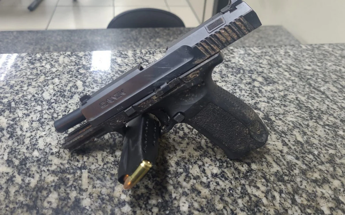 Troca de tiros na Zona Norte deixa um suspeito ferido e outro preso