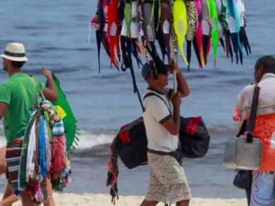 Vendedores ambulantes das praias têm até dia 20 para renovar cadastro