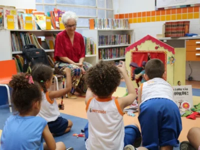 Biblioteca Anísio Teixeira oferece atividades lúdicas para crianças