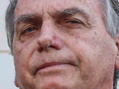 Defesa de Bolsonaro quer acesso a depoimentos de ex-militares