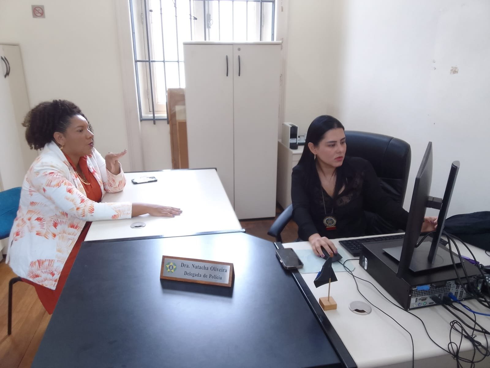 CPI da Alerj fiscaliza delegacia de Niterói