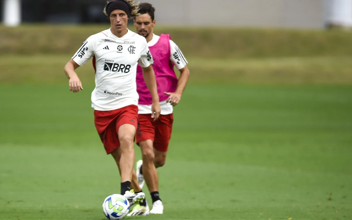 David Luiz deve retornar ao Flamengo na estreia de Tite