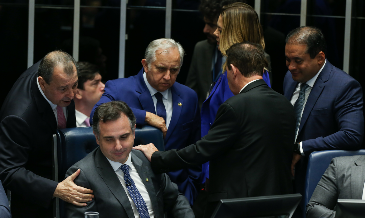Desoneração da folha de pagamentos é aprovada pelo Senado até 2027