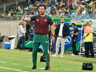 Diniz: "Expulsão de Martinelli foi decisiva para derrota do Fluminense"