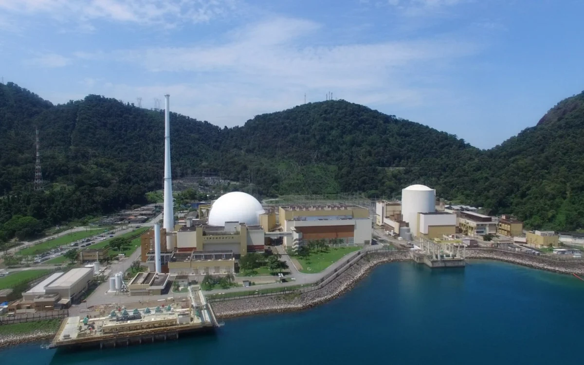 Eletronuclear concederá uso de imóveis comerciais em Angra dos Reis