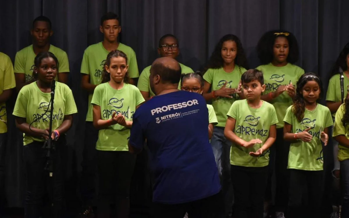 Famílias do Aprendiz Musical se reúnem no Horto do Fonseca