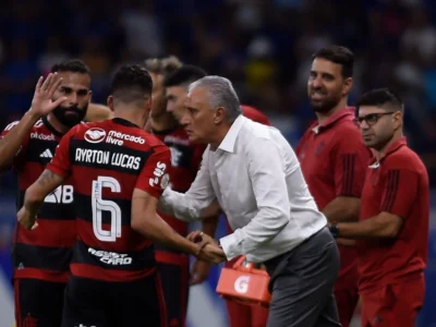 Flamengo e Vasco em confronto clássico pelo Brasileirão