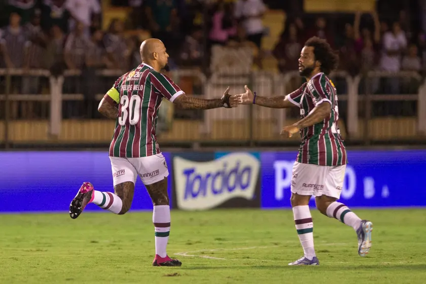 Fluminense e Coritiba se enfrentam no Maracanã