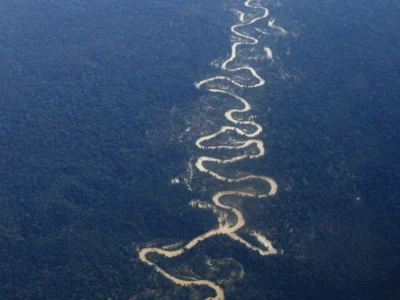 Governo avalia ampliação da defesa na fronteira da Amazônia