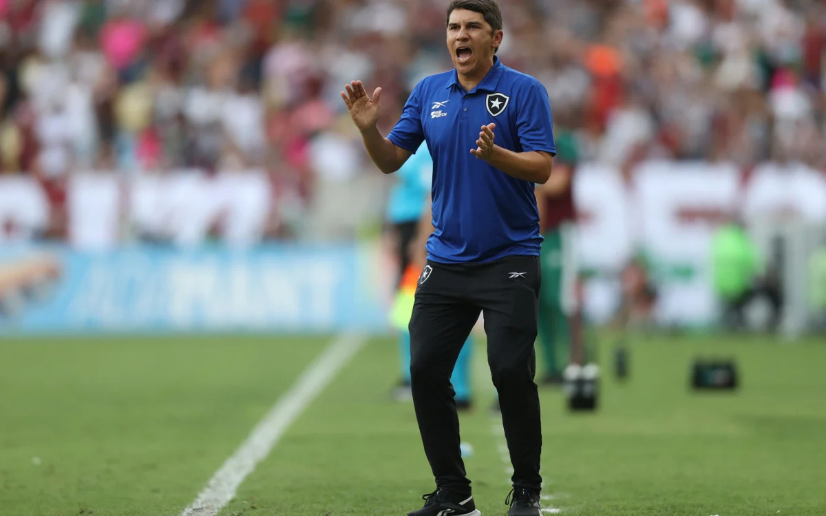 Lúcio Flávio ganha chance de ouro no Botafogo