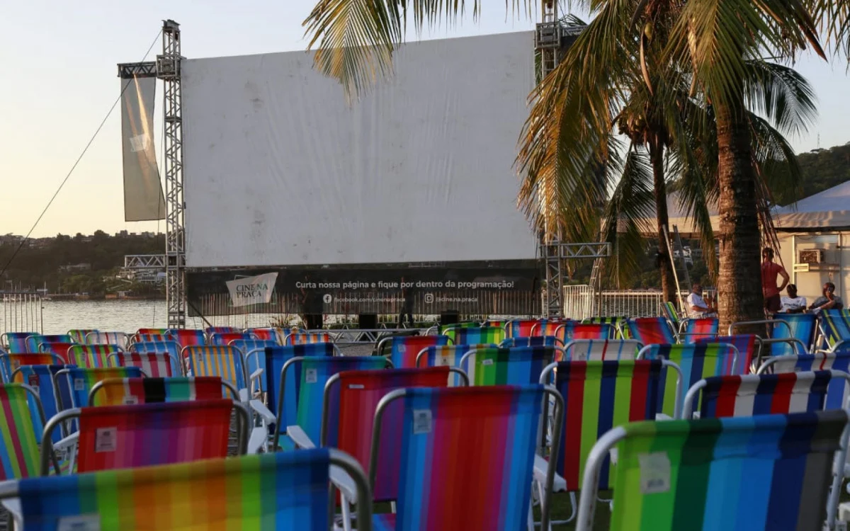 Niterói: Festival de cinema grátis e ao ar livre