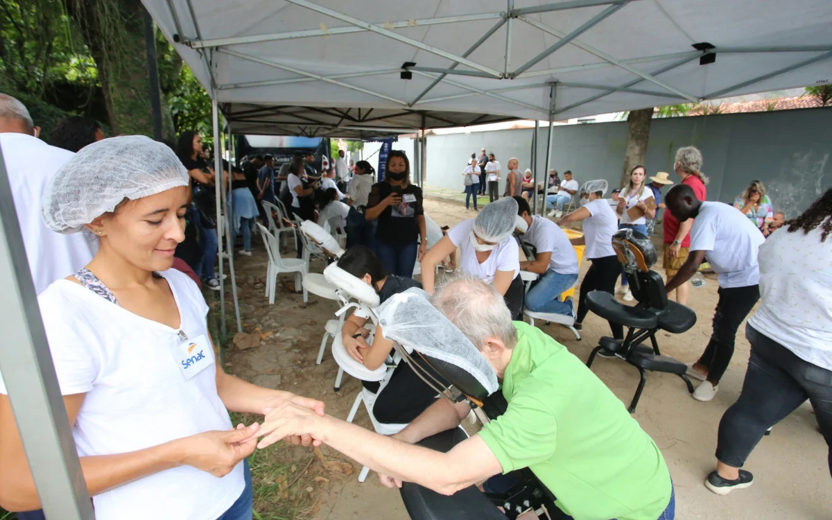 Niterói realiza ação social na Ilha do Tibau