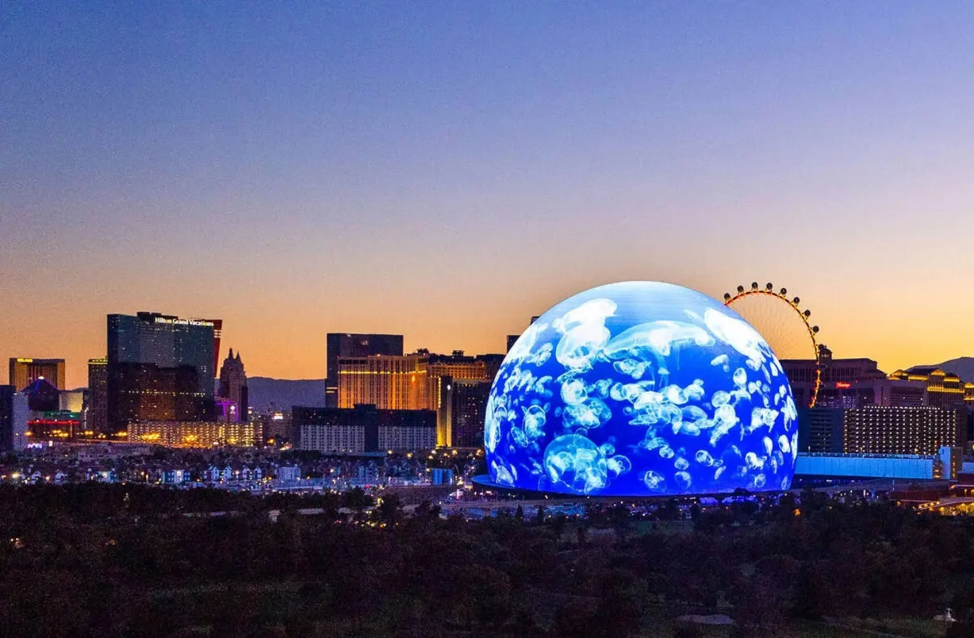 U2 inaugura esfera de R$ 11,6 bilhões em Las Vegas