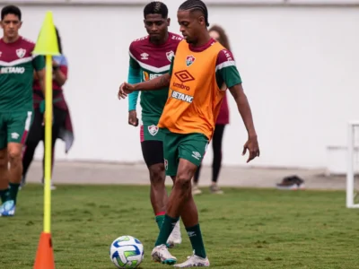 Fluminense espera contar com Keno contra o Santos
