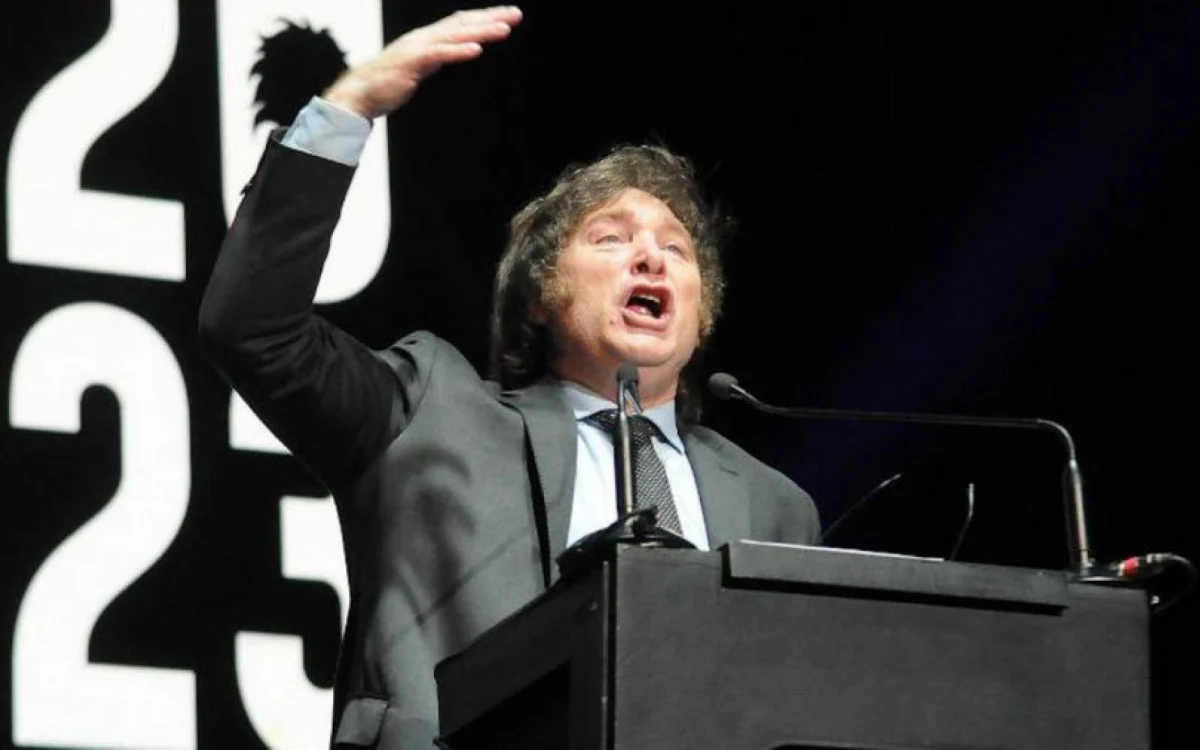 Milei lidera com folga no 2º turno da eleição argentina, segundo pesquisa