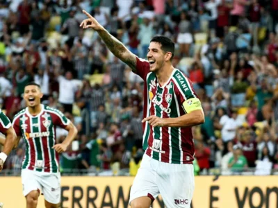 Nino, capitão do Fluminense, é peça-chave na reconstrução do clube