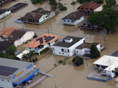 Risco de inundação provoca fechamento de comportas em Santa Catarina