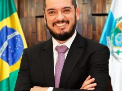 TRE homenageia Rodrigo Bacellar por serviços prestados à Justiça