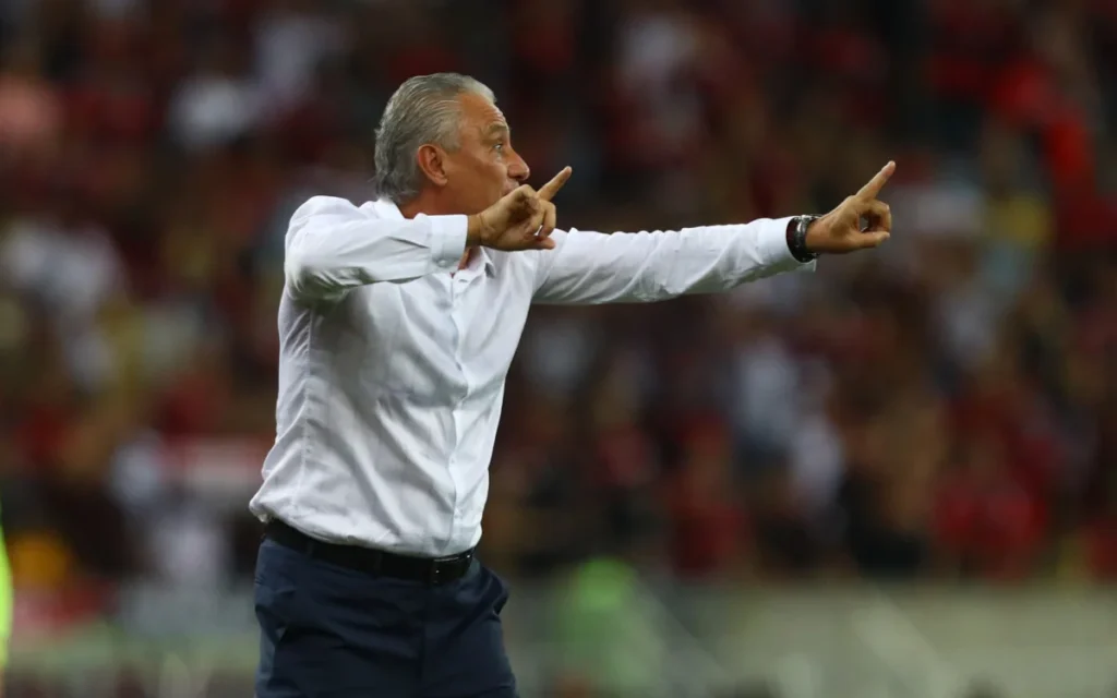 Diretoria do Flamengo demite técnico Tite e anuncia Filipe Luís como treinador interino do time  após pressão da torcida e eliminação da Libertadores | Gilvan de Souza/Flamengo