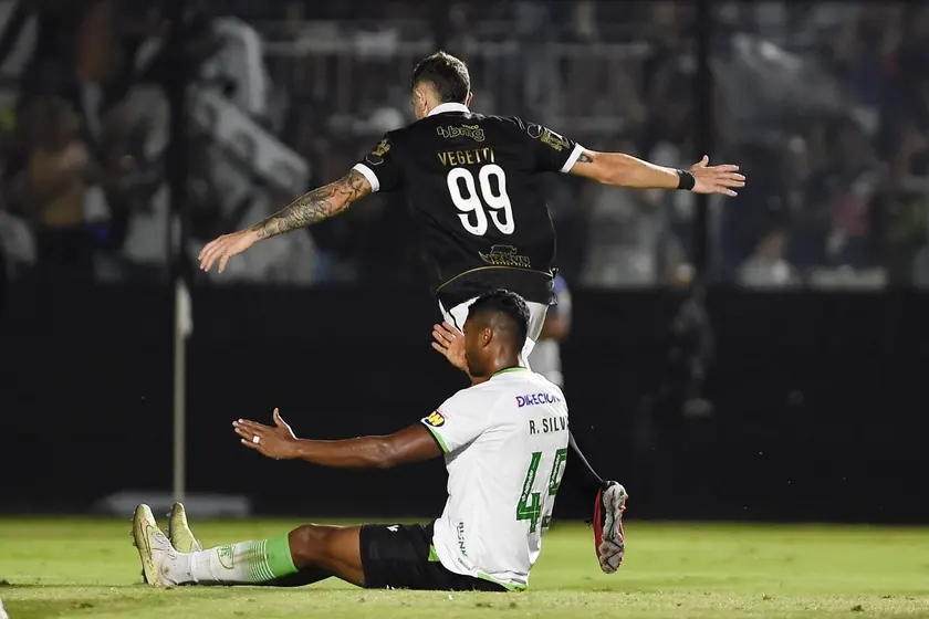 Vasco vence o América-MG pelo Brasileirão