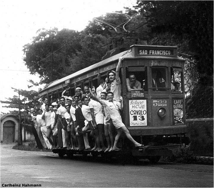 Não perca o bonde da história