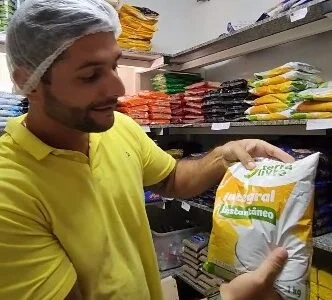 Após "ovo de R$ 200 milhões", vereador denúncia "leite do MST" em Maricá