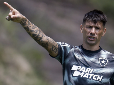 Botafogo faz proposta oficial por Gregore