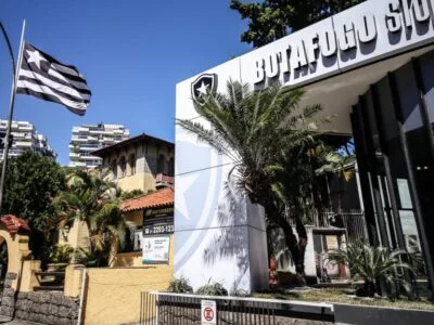 Botafogo reabre megaloja de General Severiano após dois anos