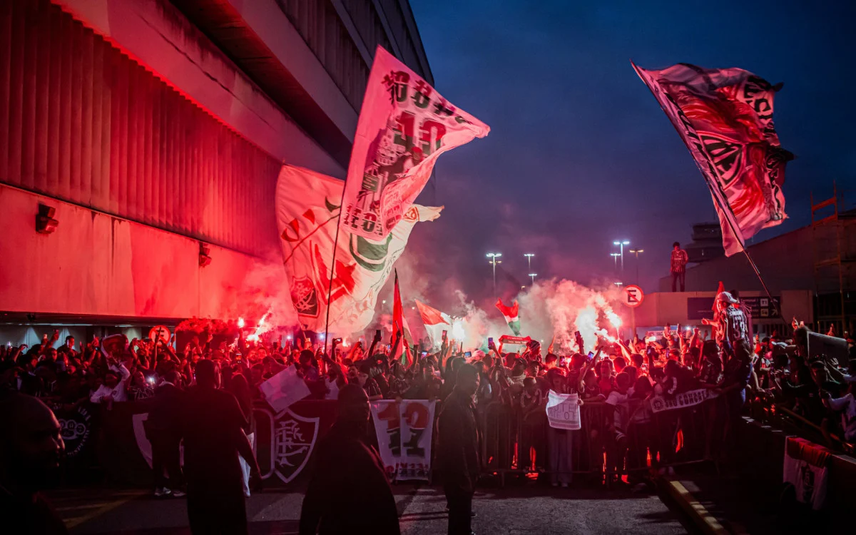 Fluminense divulga informações sobre embarque para Mundial