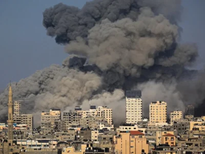 Israel sob pressão internacional para cessar fogo em Gaza