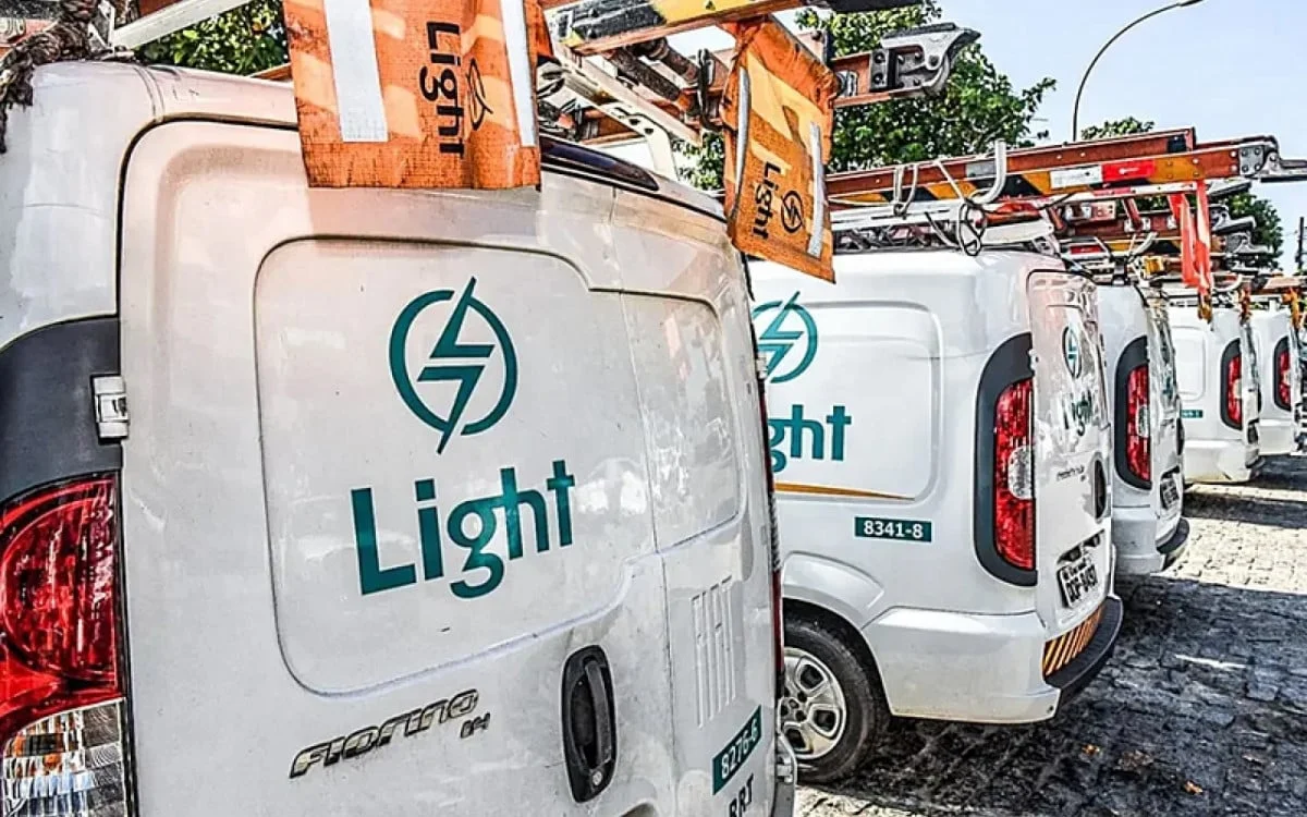 Light é alvo de críticas por moradores do Rio
