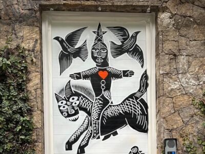 Niterói: sede do Instituto Gingas ganha painéis artísticos de grafite