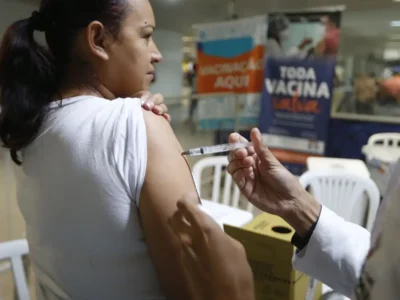 País ainda enfrenta desconfiança em relação à vacinação