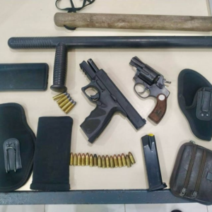 Saquarema: Homem com arsenal balístico é preso em flagrante