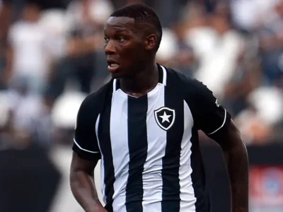 Se recuperando de lesão, Patrick de Paula prevê 2024 positivo para o Botafogo