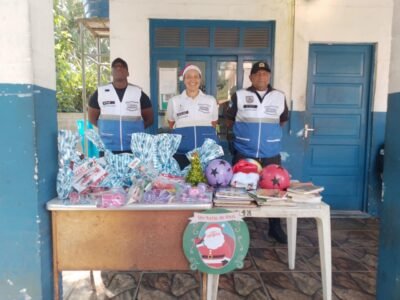 Segurança Presente leva alegria para crianças de Itaipu no Natal
