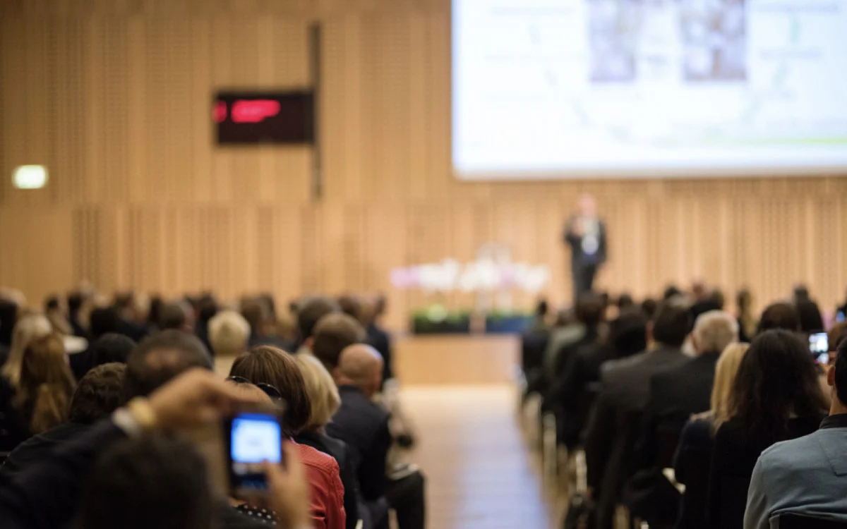 Seminário da JUCERJA debate registro empresarial em Araruama