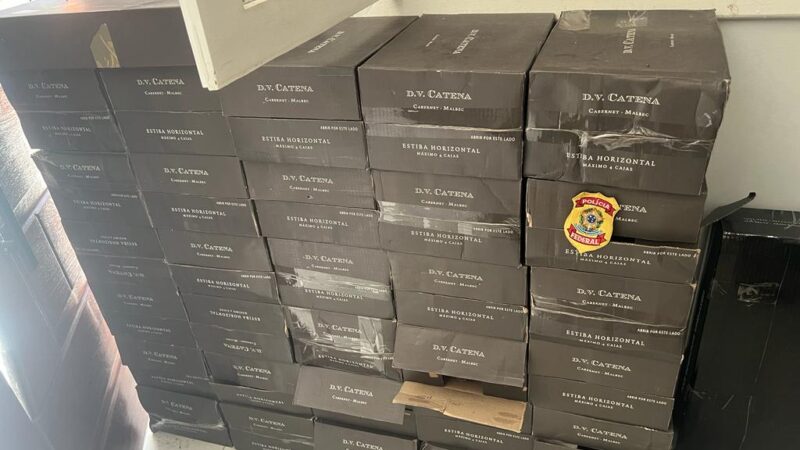 PF apreende vinhos contrabandeados no Norte Fluminense - VÍDEO