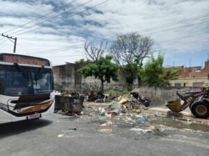 Comlurb realiza ação em cracolândia