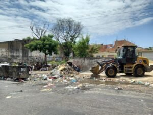 Comlurb realiza ação em cracolândia