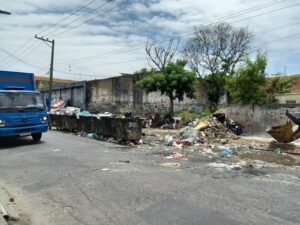 Comlurb realiza ação em cracolândia